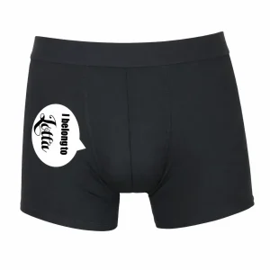 Boxershorts med personligt namn och hjärtan – romantisk design med egen text.